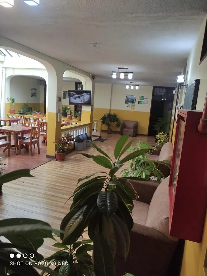 Hostal Puerta Del Sol Hotel Quito